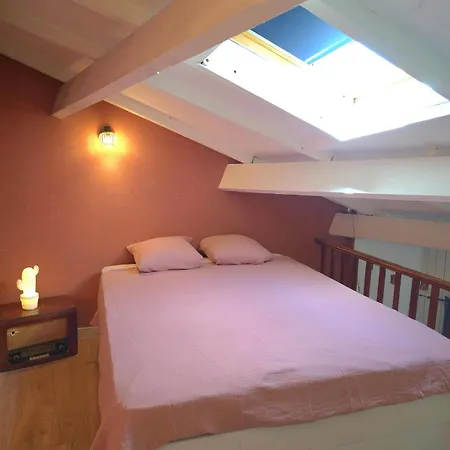 Apartmán Bachelor Duplex - Hypercentre - Metro - Wifi *