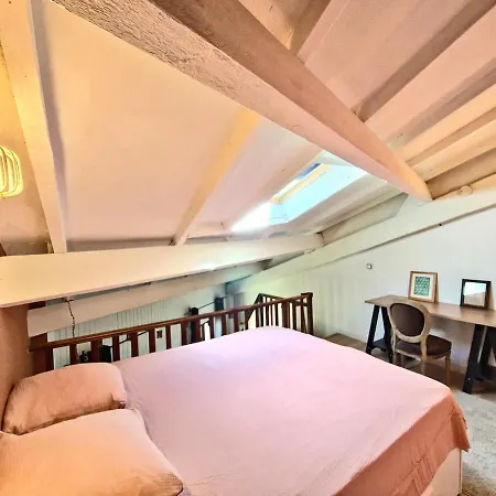 Bachelor Duplex - Hypercentre - Metro - Wifi