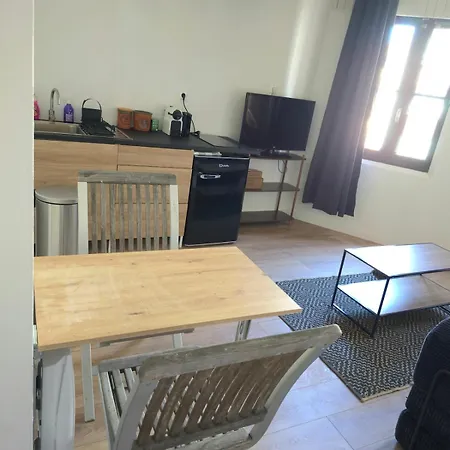 Bachelor Duplex - Hypercentre - Metro - Wifi